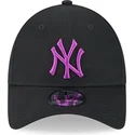 shapka-izvita-cherna-reguliruem-9forty-league-essential-na-new-york-yankees-mlb-ot-new-era