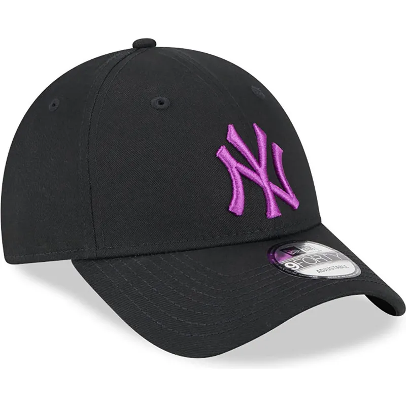 gorra-curva-negra-ajustable-con-logo-violeta-9forty-league-essential-de-new-york-yankees-mlb-de-new-era