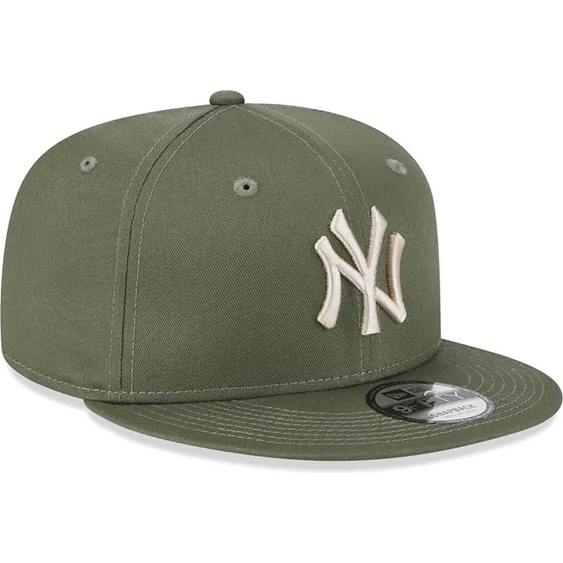 shapka-ploska-zelena-snapbek-9fifty-league-essential-na-new-york-yankees-mlb-ot-new-era