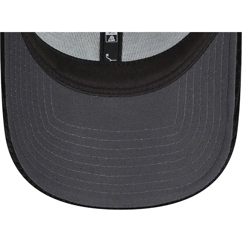 shapka-izvita-cherna-reguliruem-9forty-wide-cord-na-new-york-yankees-mlb-ot-new-era