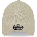 shapka-izvita-bezhov-reguliruema-9forty-wide-cord-na-new-york-yankees-mlb-ot-new-era