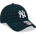 grune-verstellbare-9forty-flanell-kappe-der-new-york-yankees-mlb-von-new-era