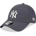 shapka-izvita-siv-reguliruem-9forty-metallic-na-new-york-yankees-mlb-ot-new-era