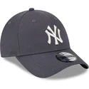 shapka-izvita-siv-reguliruem-9forty-metallic-na-new-york-yankees-mlb-ot-new-era