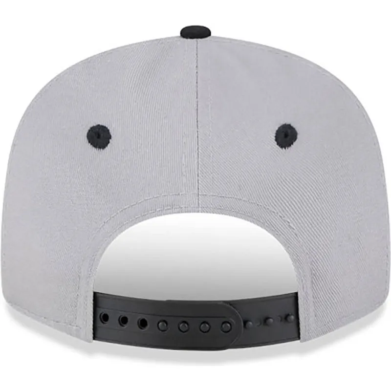shapka-ploska-siv-snapbek-9fifty-na-bugs-bunny-looney-tunes-ot-new-era