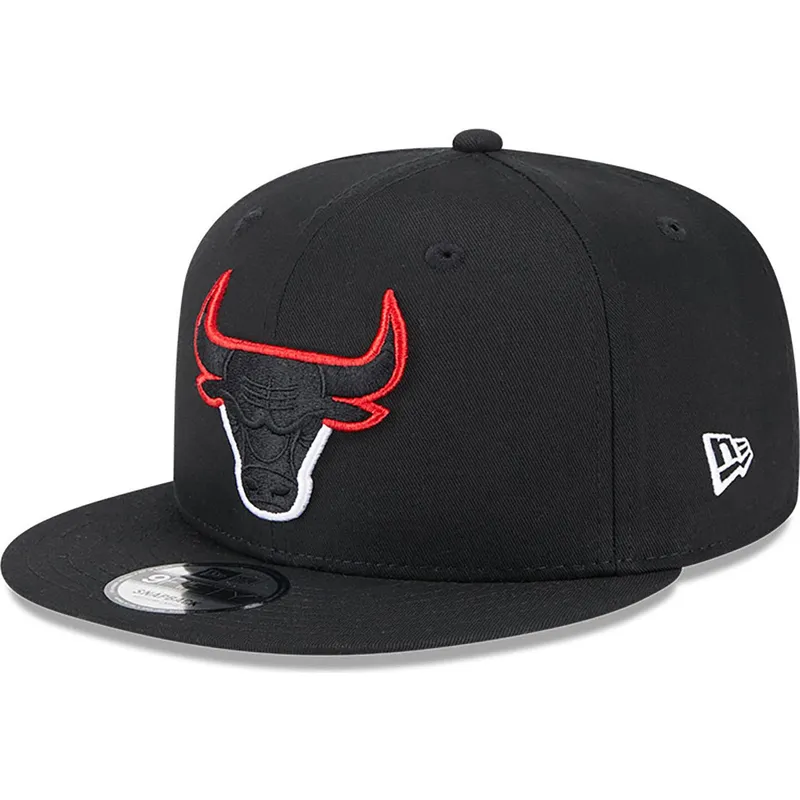 shapka-ploska-cherna-snapbek-9fifty-split-na-chicago-bulls-nba-ot-new-era