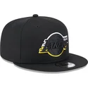 shapka-ploska-cherna-snapbek-9fifty-split-na-los-angeles-lakers-nba-ot-new-era