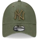 casquette-courbee-verte-ajustable-avec-logo-vert-9forty-washed-canvas-new-york-yankees-mlb-new-era