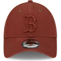 shapka-izvita-kafyav-reguliruem-9forty-washed-canvas-na-boston-red-sox-mlb-ot-new-era