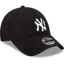 shapka-izvita-cherna-reguliruem-9forty-teddy-na-new-york-yankees-mlb-ot-new-era
