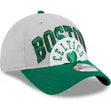shapka-izvita-siv-reguliruem-9twenty-tip-off-2023-na-boston-celtics-nba-ot-new-era