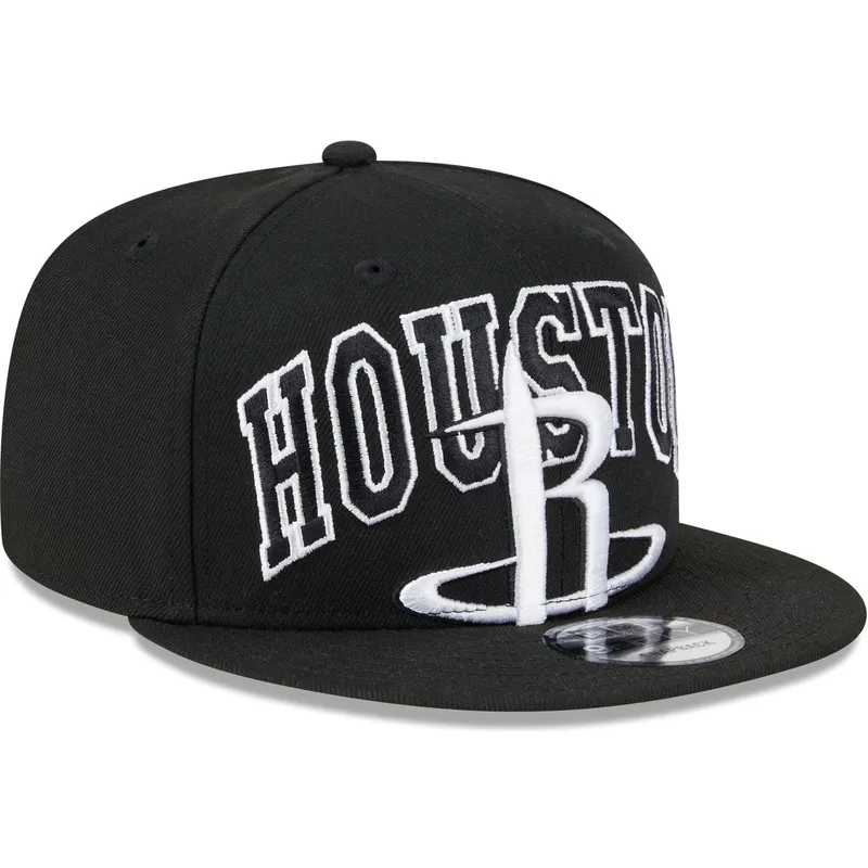 shapka-ploska-cherna-snapbek-9fifty-tip-off-2023-na-houston-rockets-nba-ot-new-era