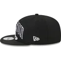 shapka-ploska-cherna-snapbek-9fifty-tip-off-2023-na-houston-rockets-nba-ot-new-era
