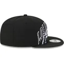 sort-fladskaerms-snapback-9fifty-tip-off-2023-kasket-fra-los-angeles-lakers-nba-fra-new-era
