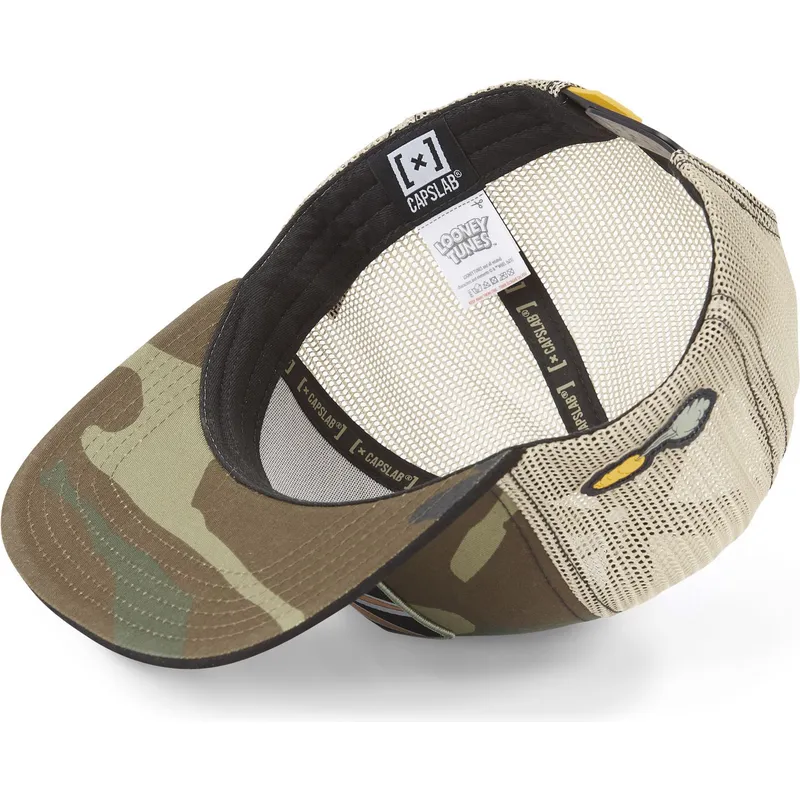 capslab-looney-tunes-loo8-bun-bugs-bunny-camouflage-trucker-flat-cap