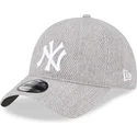 shapka-izvita-siv-reguliruem-9twenty-herringbone-na-new-york-yankees-mlb-ot-new-era