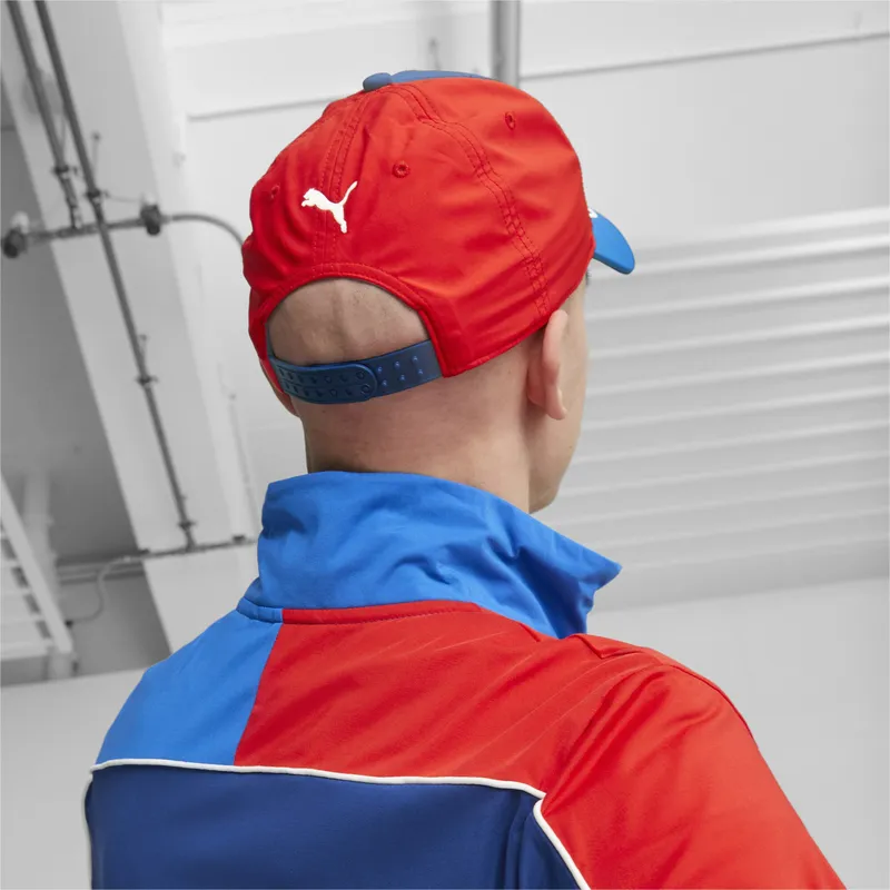 shapka-izvita-sinya-snapbek-motorsport-bb-na-bmw-ot-puma