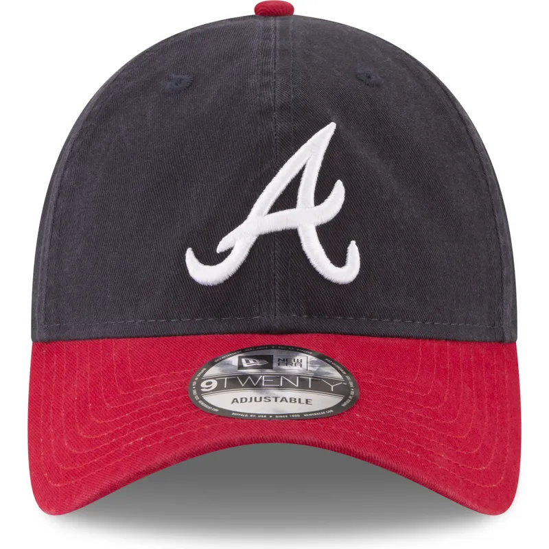justerbar-marinebla-og-rod-buet-kasket-9twenty-core-classic-fra-atlanta-braves-mlb-fra-new-era