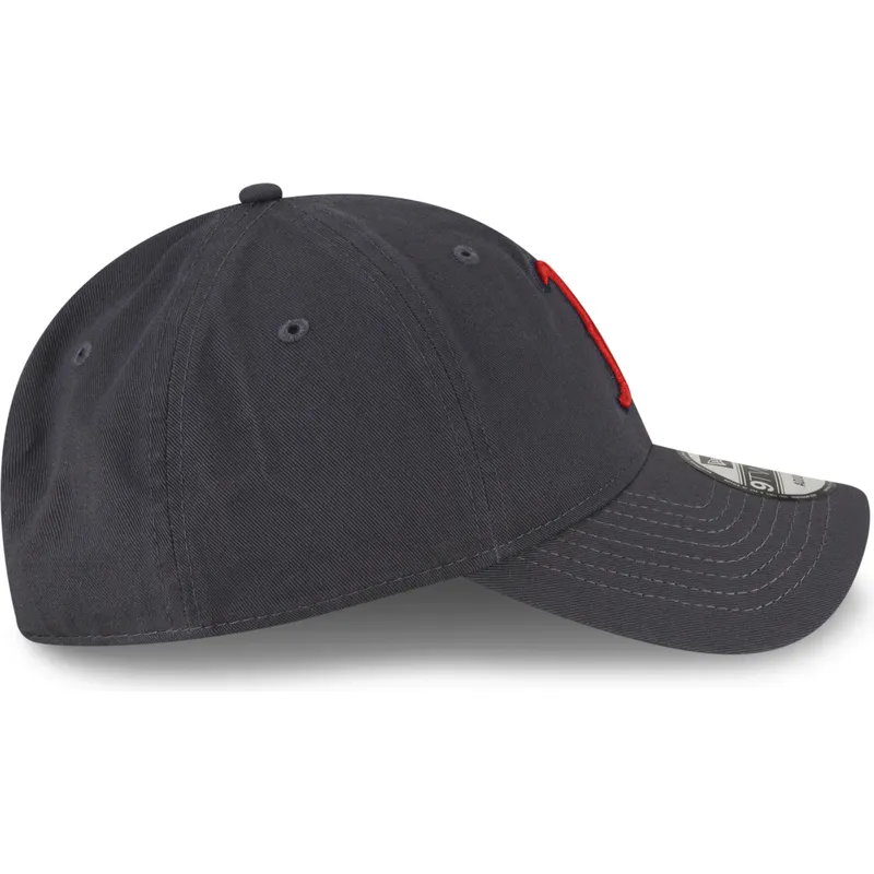 new-era-izvita-kozirka-cherveno-logo-9twenty-core-classic-boston-red-sox-mlb-siva-reguliruema-shapka