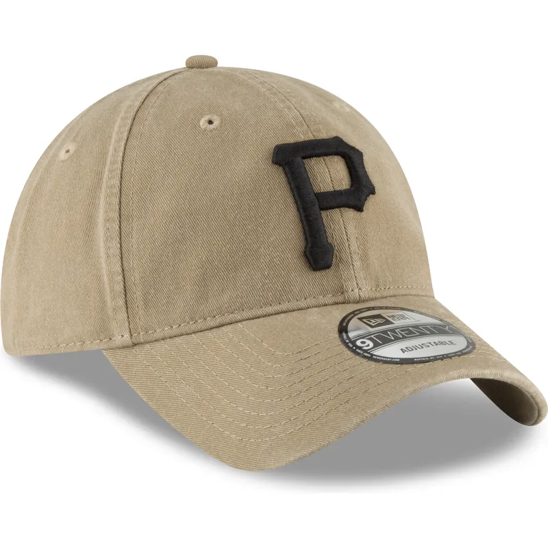 lysebrun-justerbar-kurvet-kasket-med-sort-logo-9twenty-core-classic-fra-pittsburgh-pirates-mlb-fra-new-era