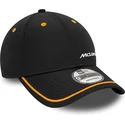 shapka-izvita-cherna-reguliruem-9forty-contrast-piping-na-mclaren-racing-formula-1-ot-new-era