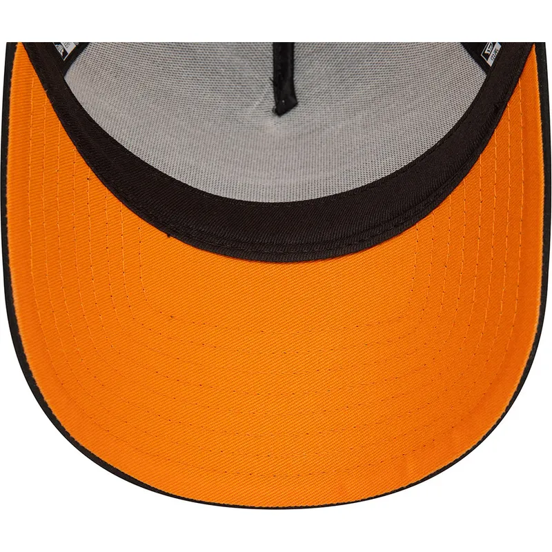 shapka-izvita-traker-cherna-snapbek-9forty-a-frame-patch-front-na-mclaren-racing-formula-1-ot-new-era