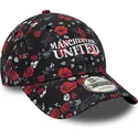 shapka-izvita-cherna-reguliruem-9forty-floral-all-over-print-na-manchester-united-football-club-premier-league-ot-new-era