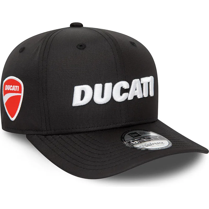 shapka-izvita-cherna-snapbek-9fifty-ripstop-na-ducati-motor-motogp-ot-new-era