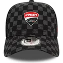 shapka-izvita-traker-cherna-snapbek-9forty-a-frame-all-over-print-check-na-ducati-motor-motogp-ot-new-era