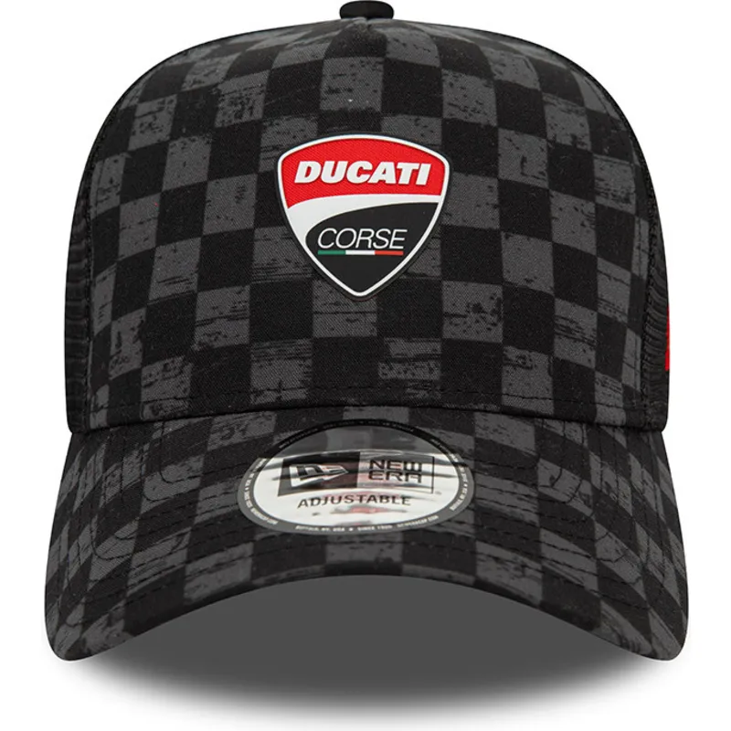 shapka-izvita-traker-cherna-snapbek-9forty-a-frame-all-over-print-check-na-ducati-motor-motogp-ot-new-era