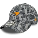 shapka-izvita-kamuflazh-snapbek-9forty-na-mclaren-racing-formula-1-ot-new-era
