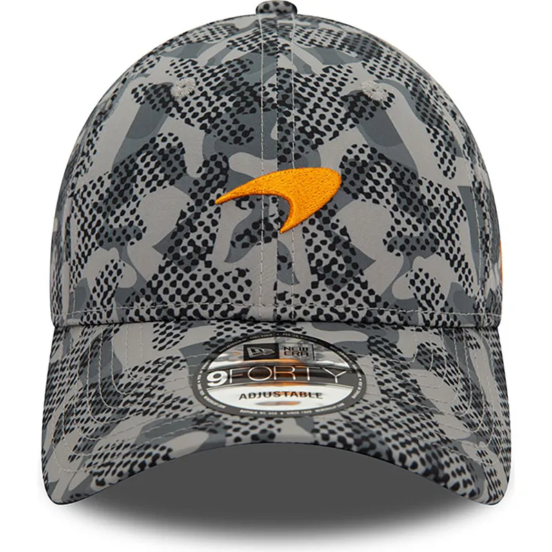 shapka-izvita-kamuflazh-snapbek-9forty-na-mclaren-racing-formula-1-ot-new-era