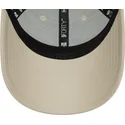 beige-verstellbare-9forty-kappe-mit-gebogenem-schirm-seasonal-colour-von-vespa-piaggio-von-new-era