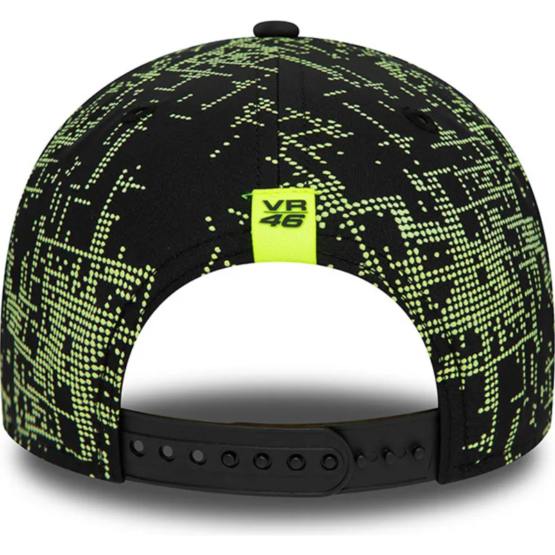 shapka-izvita-cherna-snapbek-9forty-poly-print-na-valentino-rossi-vr46-motogp-ot-new-era