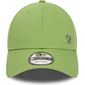 shapka-izvita-zelena-snapbek-9forty-flawless-na-new-york-yankees-mlb-ot-new-era