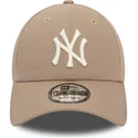 shapka-izvita-kafyav-reguliruem-9forty-league-essential-na-new-york-yankees-mlb-ot-new-era