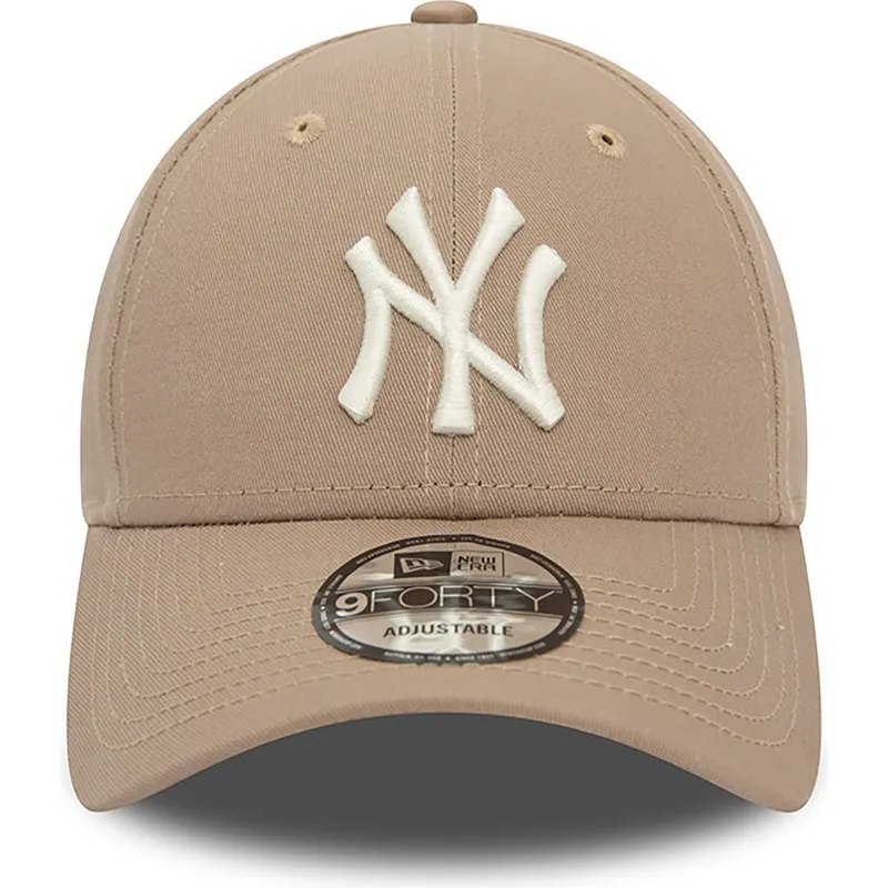 shapka-izvita-kafyav-reguliruem-9forty-league-essential-na-new-york-yankees-mlb-ot-new-era