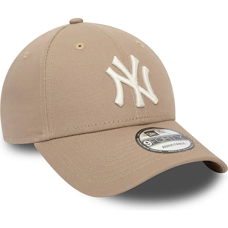 shapka-izvita-kafyav-reguliruem-9forty-league-essential-na-new-york-yankees-mlb-ot-new-era