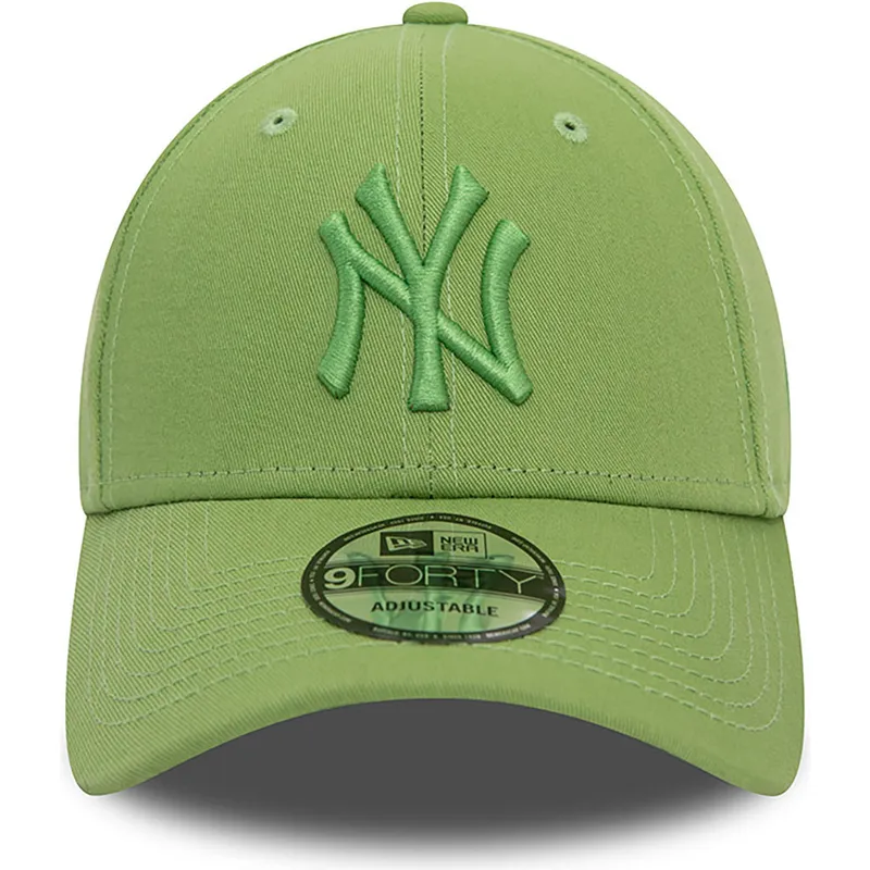 shapka-izvita-zelena-reguliruem-9forty-league-essential-na-new-york-yankees-mlb-ot-new-era
