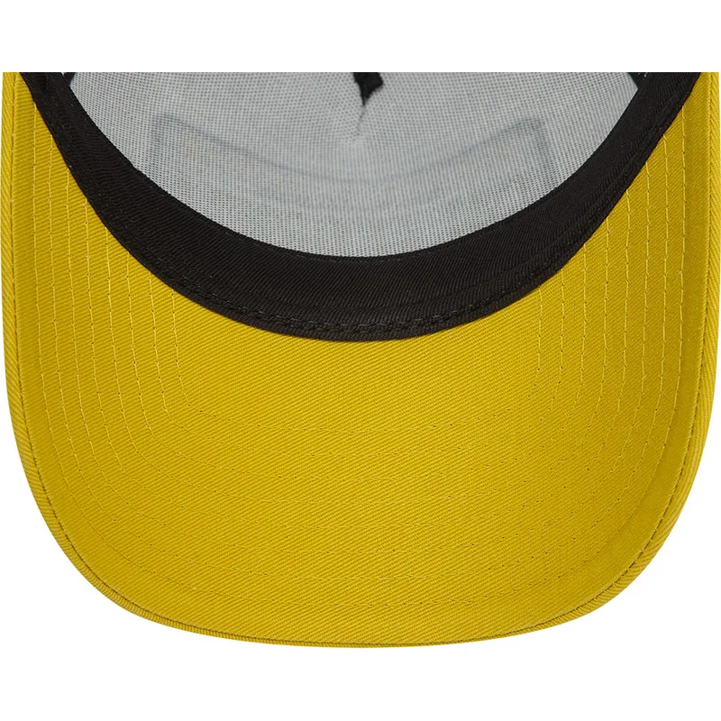 shapka-izvita-traker-mnogocveten-snapbek-a-frame-patch-california-ot-new-era