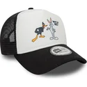 shapka-izvita-traker-cherna-snapbek-a-frame-character-na-bugs-bunny-pato-lucas-looney-tunes-ot-new-era