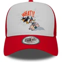 weisse-und-rote-a-frame-trucker-kappe-mit-daffy-duck-und-porky-pig-looney-tunes-von-new-era