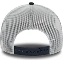 shapka-izvita-traker-tmnosin-snapbek-a-frame-boucle-na-new-york-yankees-mlb-ot-new-era