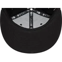 shapka-ploska-cherna-snapbek-9fifty-flower-icon-na-new-york-yankees-mlb-ot-new-era