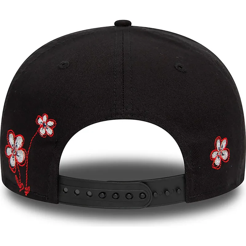 shapka-ploska-cherna-snapbek-9fifty-flower-icon-na-new-york-yankees-mlb-ot-new-era