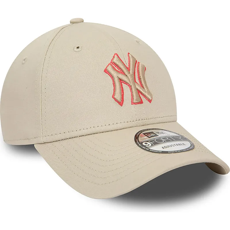 shapka-izvita-bezhov-reguliruem-9forty-team-outline-na-new-york-yankees-mlb-ot-new-era