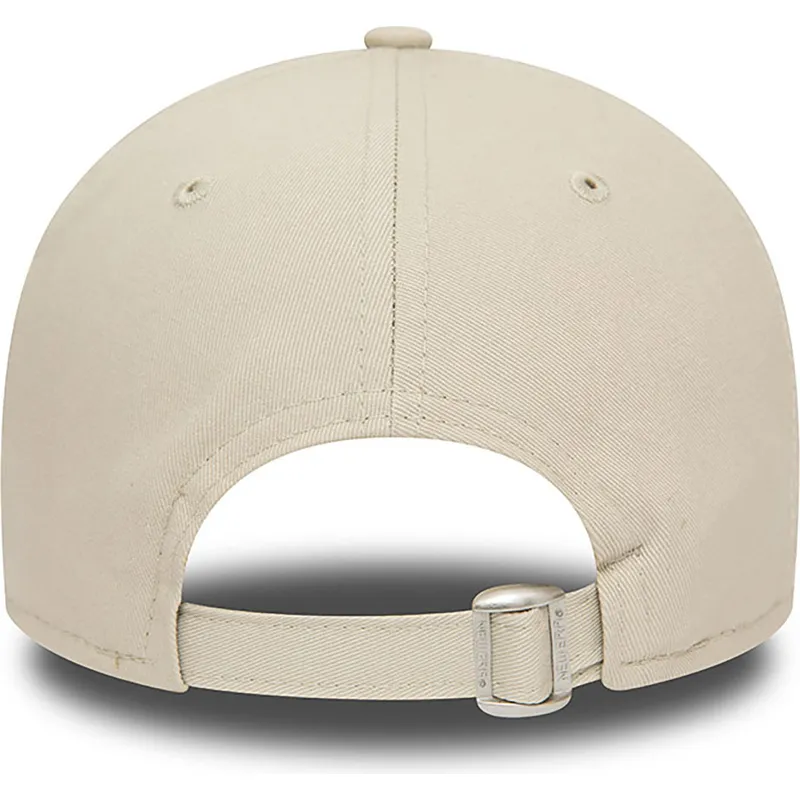 shapka-izvita-bezhov-reguliruem-9forty-team-outline-na-new-york-yankees-mlb-ot-new-era