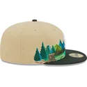 gorra-plana-marron-y-verde-ajustada-59fifty-team-landscape-de-new-york-yankees-mlb-de-new-era
