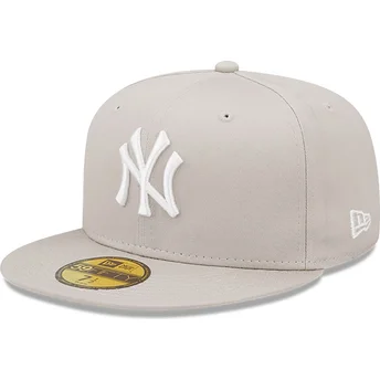 Flad beige fitted kasket 59FIFTY League Essential fra New York Yankees MLB af New Era