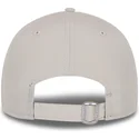 shapka-izvita-bezhov-reguliruem-9forty-league-essential-poly-na-new-york-yankees-mlb-ot-new-era
